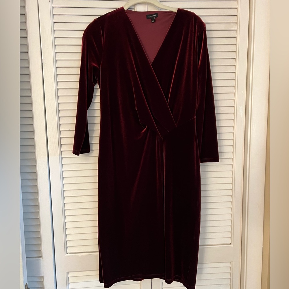 Talbots size S. Beautiful dress for the holidays. Rich maroon velveteen fabric.